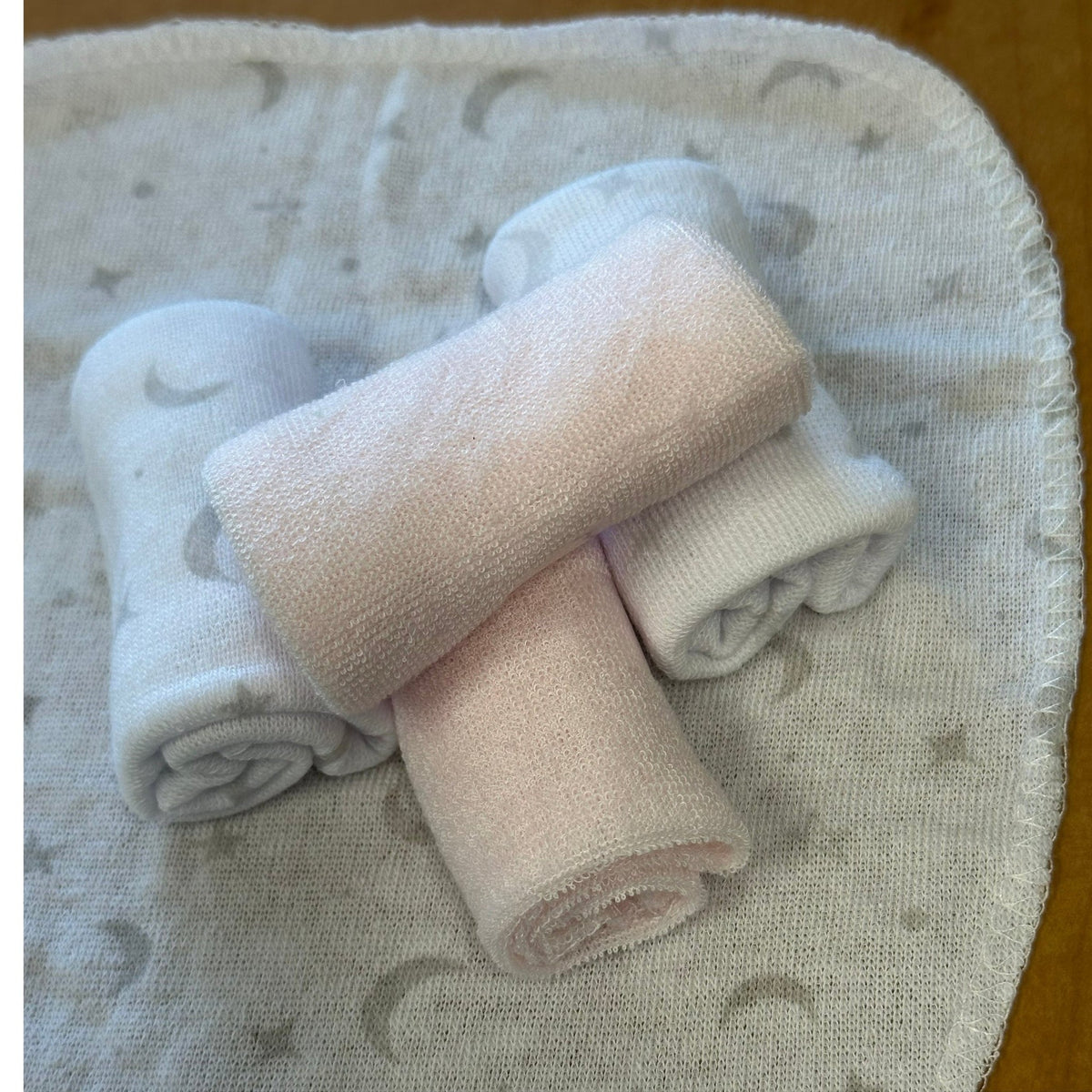 6 PC PINK CLOUD HOODED TOWEL SET
