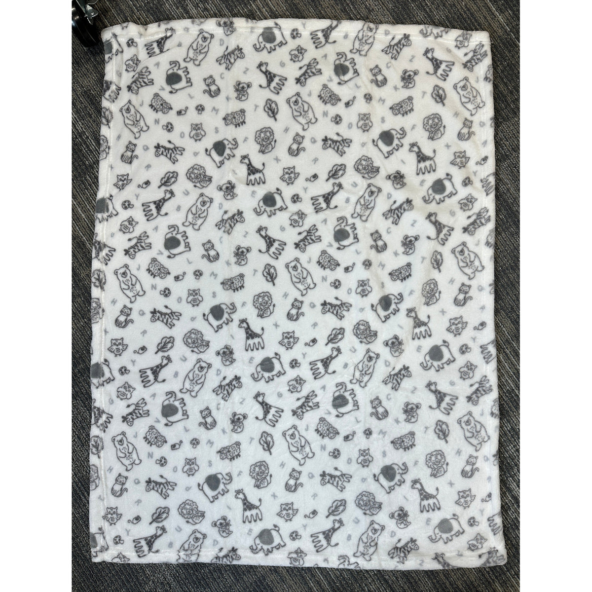 SOFT PLUSH ANIMAL BLANKET