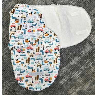 VEHICLE PRINT SWADDLE SACK