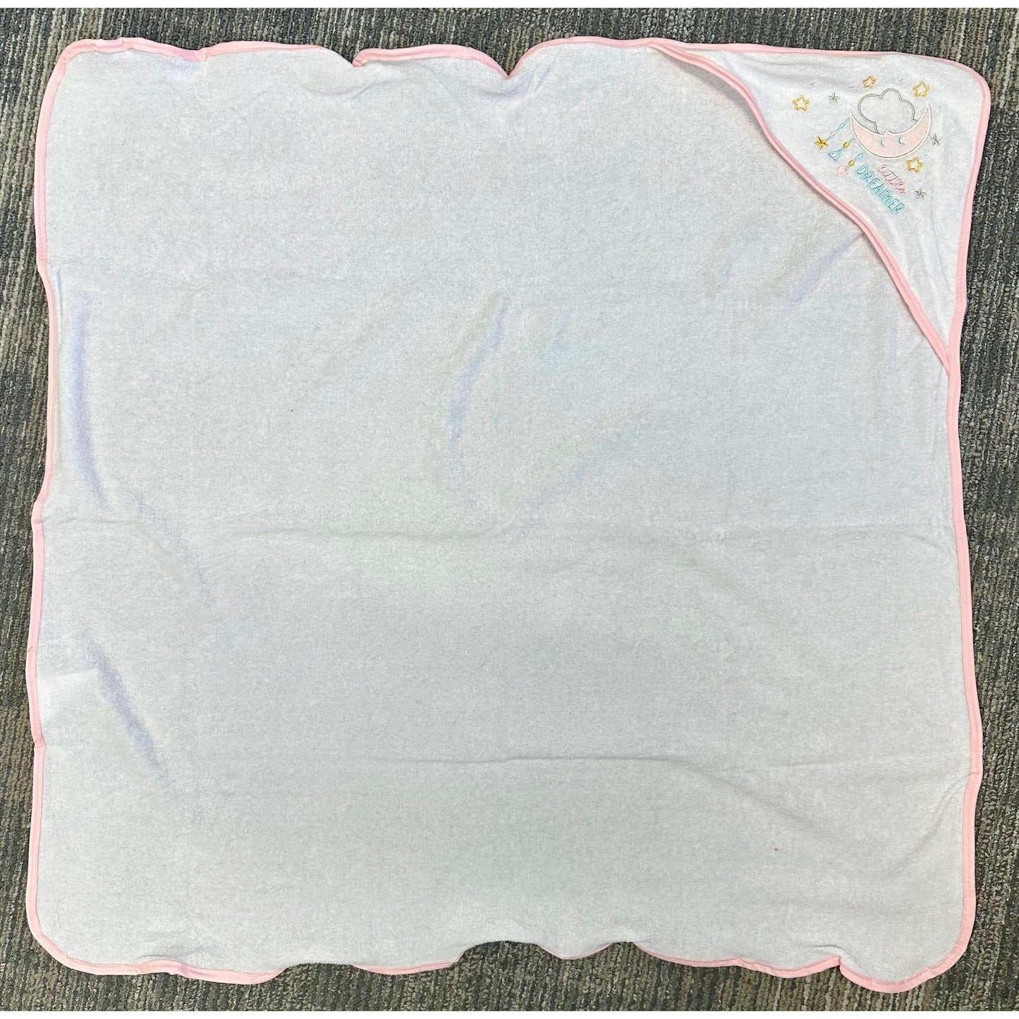 6 PC PINK CLOUD HOODED TOWEL SET
