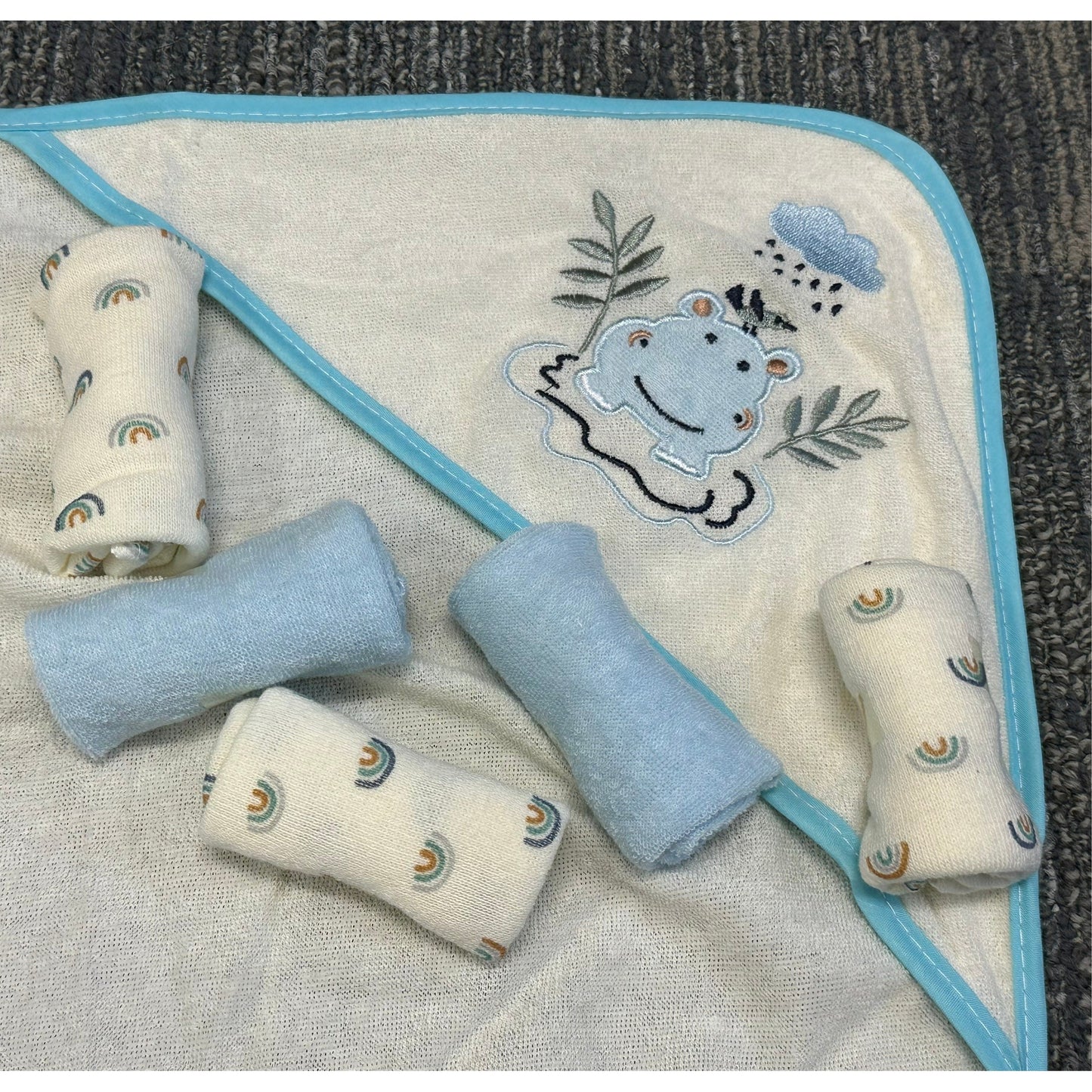 6 PC BLUE HIPPO HOODED TOWEL SET