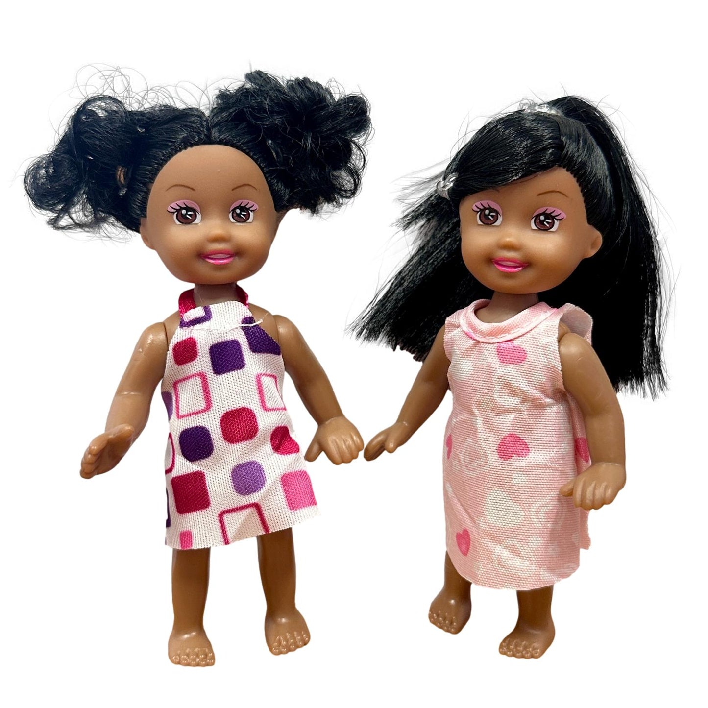 4.5 EN FIESTA DE PIJAMAS DE SOPHIE DE NEGRO CON DOS MUÑECAS