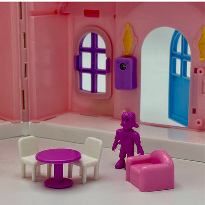 18 PC DREAM DOLL HOUSE
