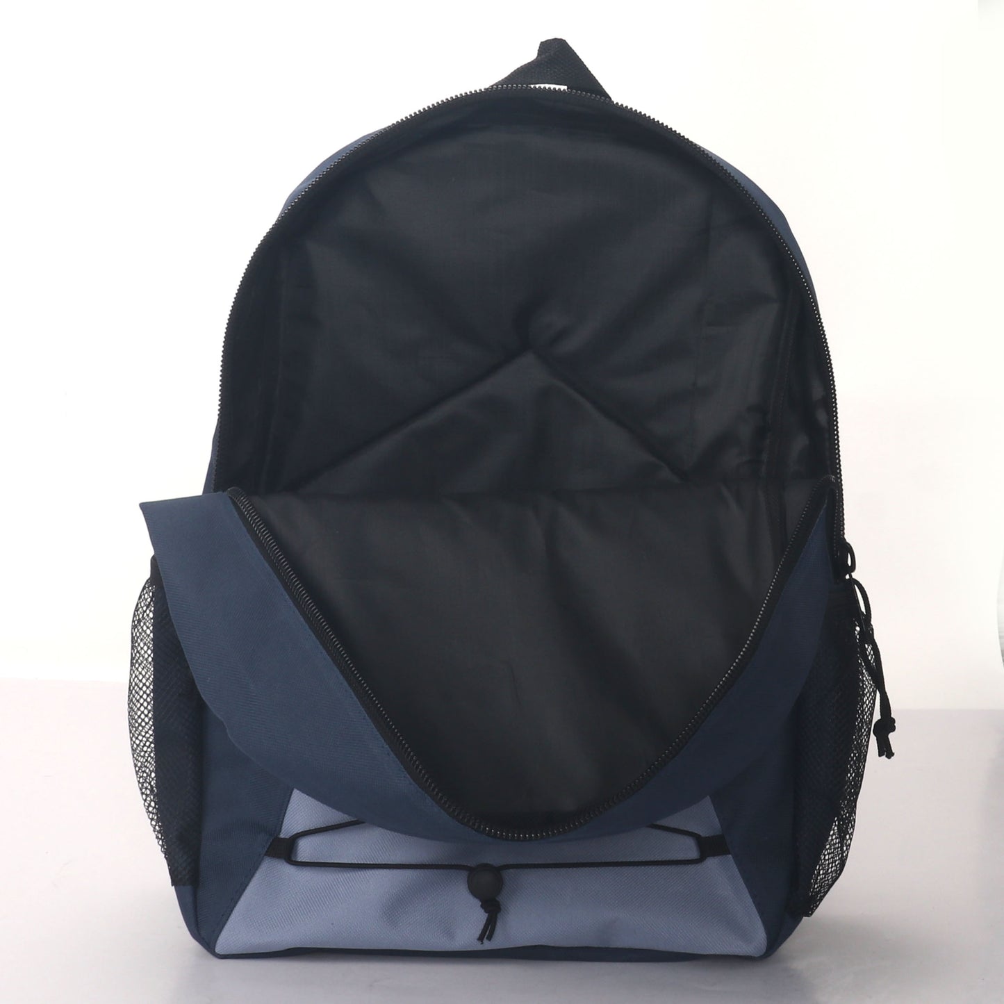 MOCHILA ESCOLAR 17 EN TIENDA CORREA ELÁSTICA DELANTERA CON 2 BOLSILLOS LATERALES DE MALLA VARIADOS