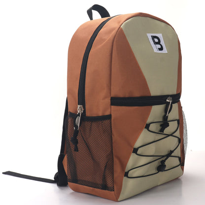 MOCHILA ESCOLAR 17 EN TIENDA CORREA ELÁSTICA DELANTERA CON 2 BOLSILLOS LATERALES DE MALLA VARIADOS