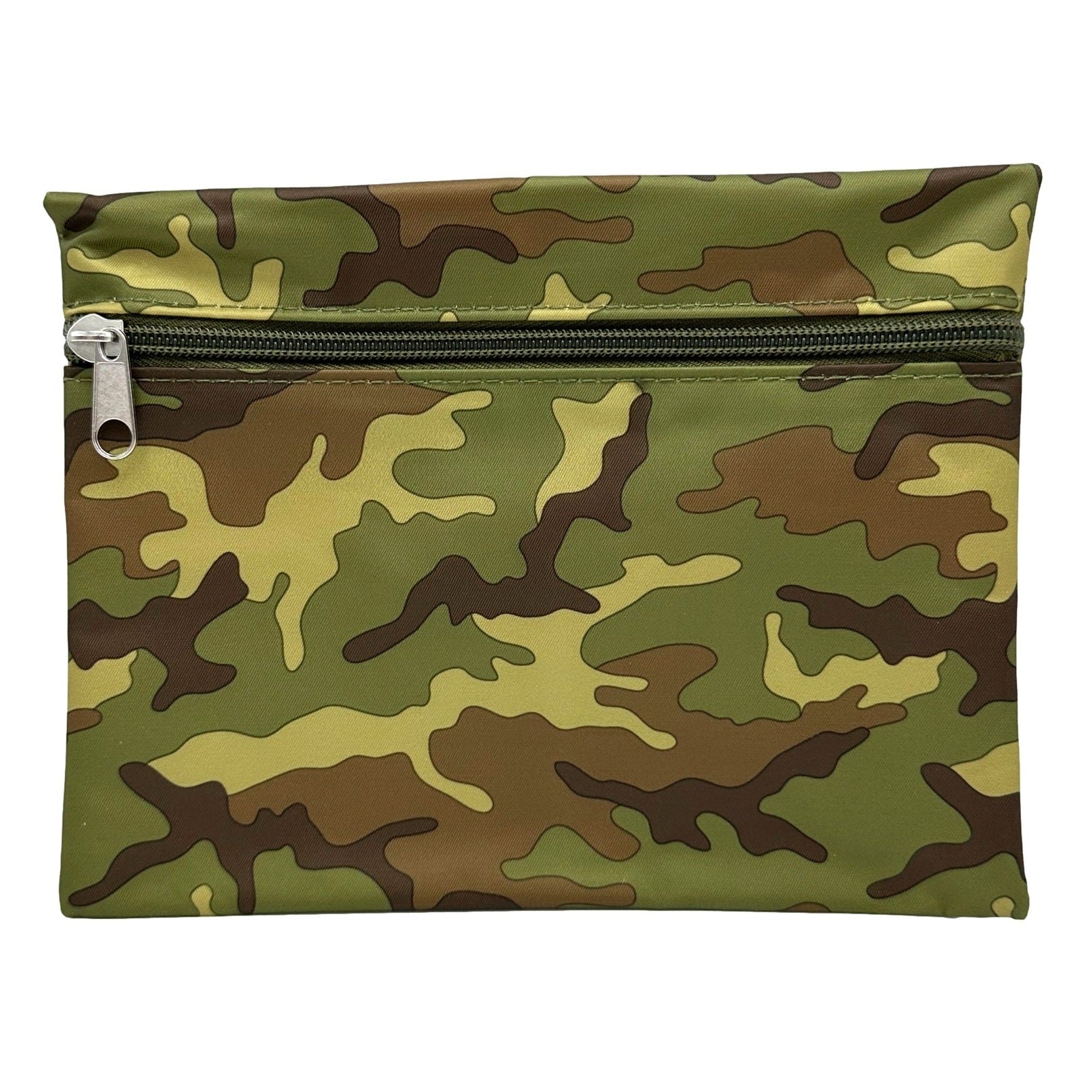 Camouflage zippered bag.
