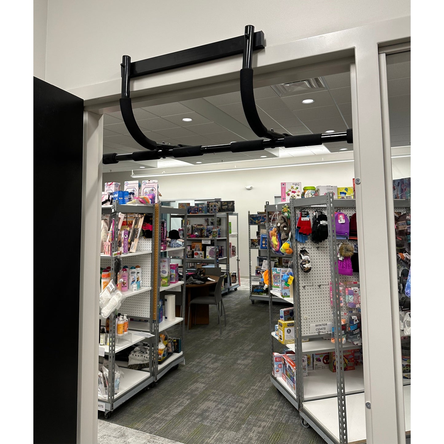DOORWAY PULL-UP EXERCISE BAR