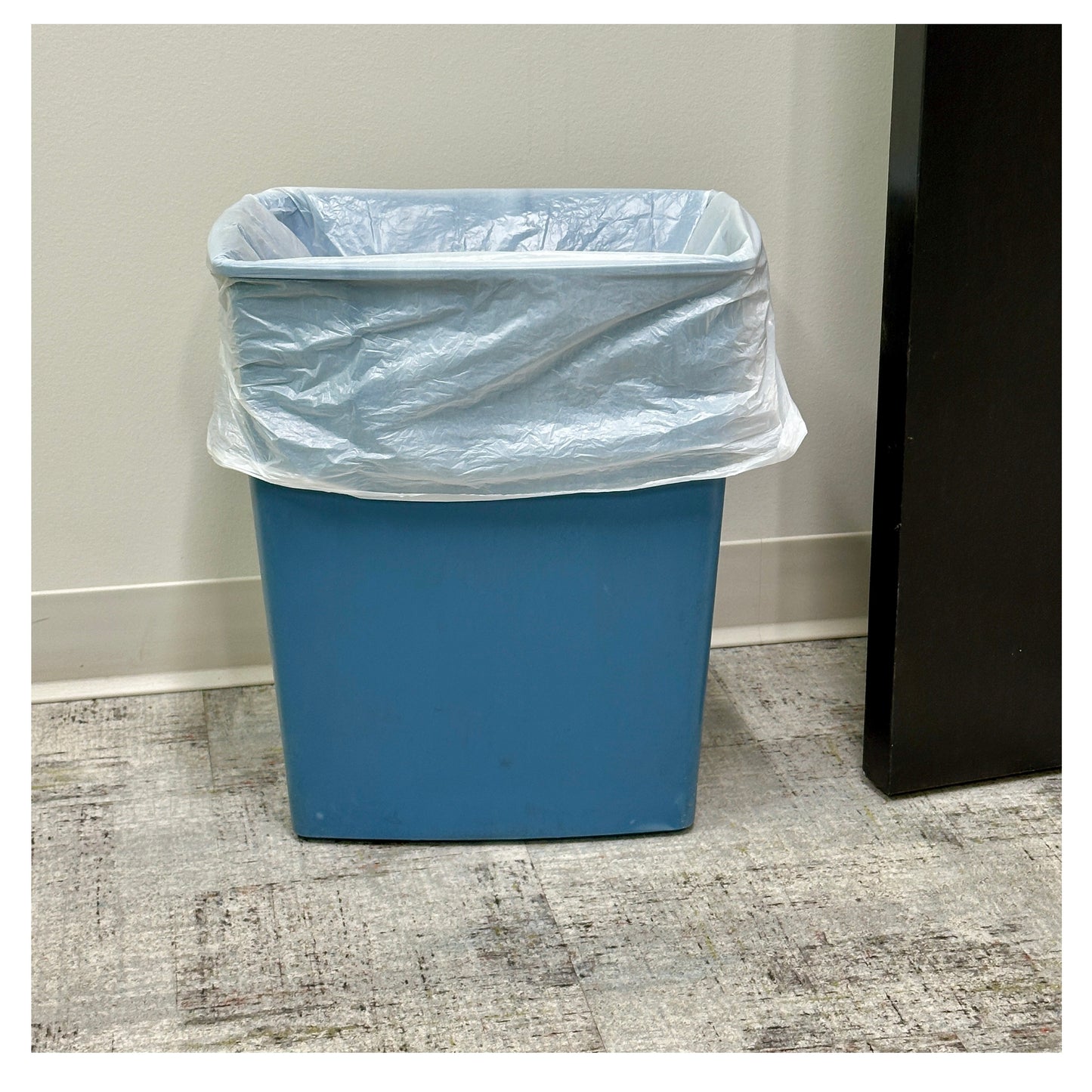 130 CT 13 GALLON TRASH BAGS