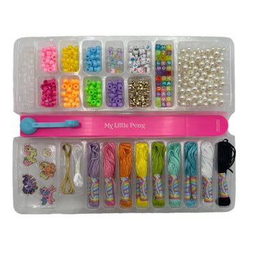 THE MAGIC OF FRIENDSHIP BRACELETS SET