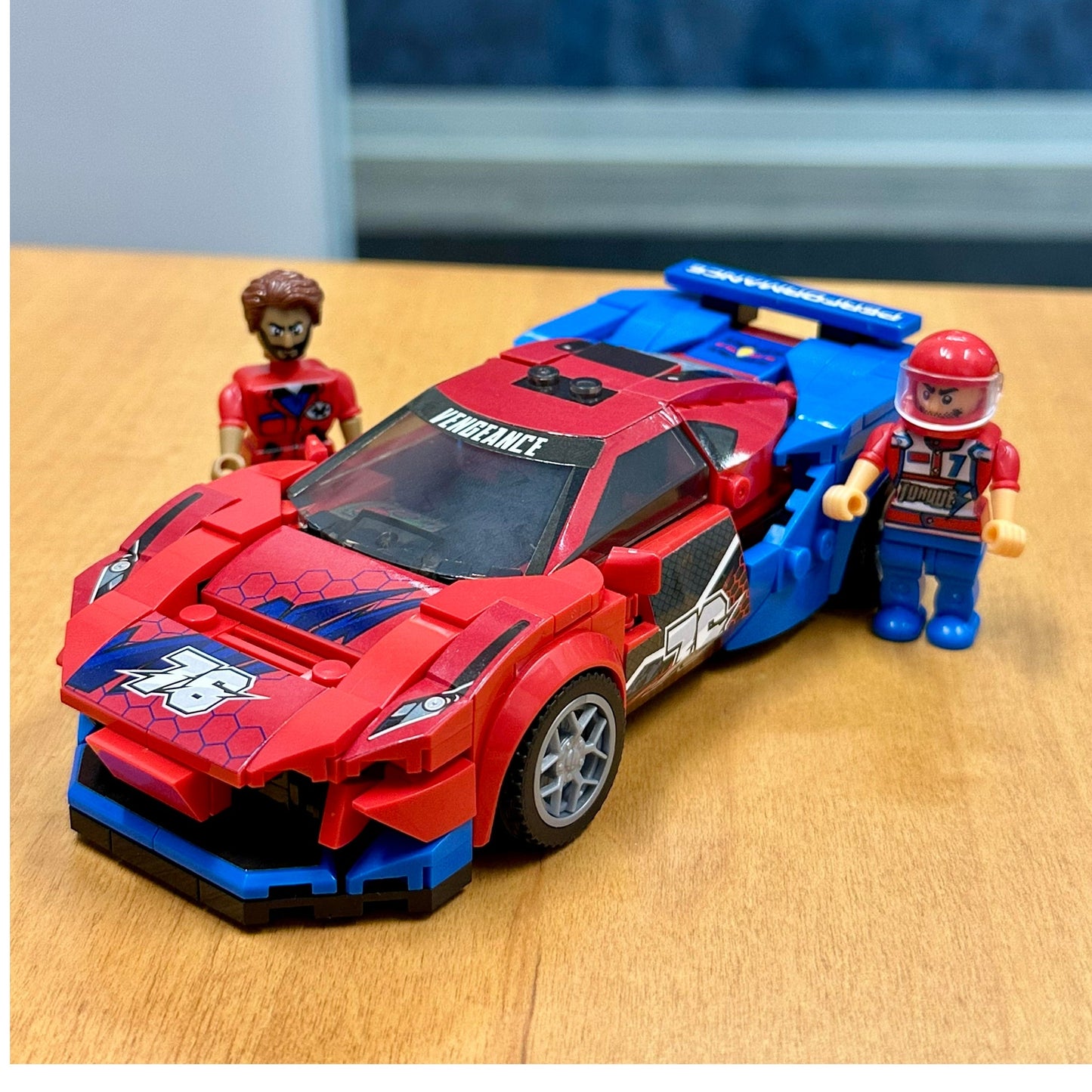 303 PC RACING LEGENDS BARRACUDA BUILDING SET