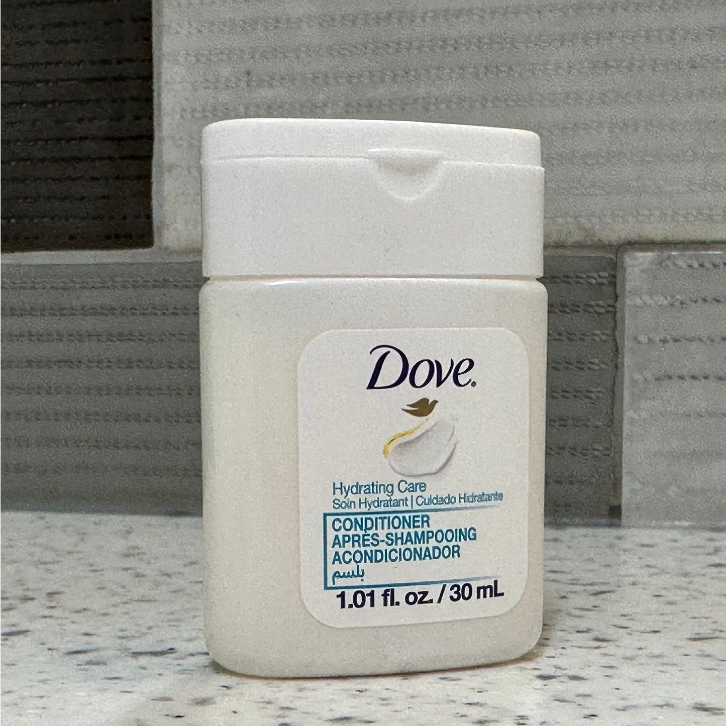 Acondicionador Dove de 1 oz para hidratación diaria